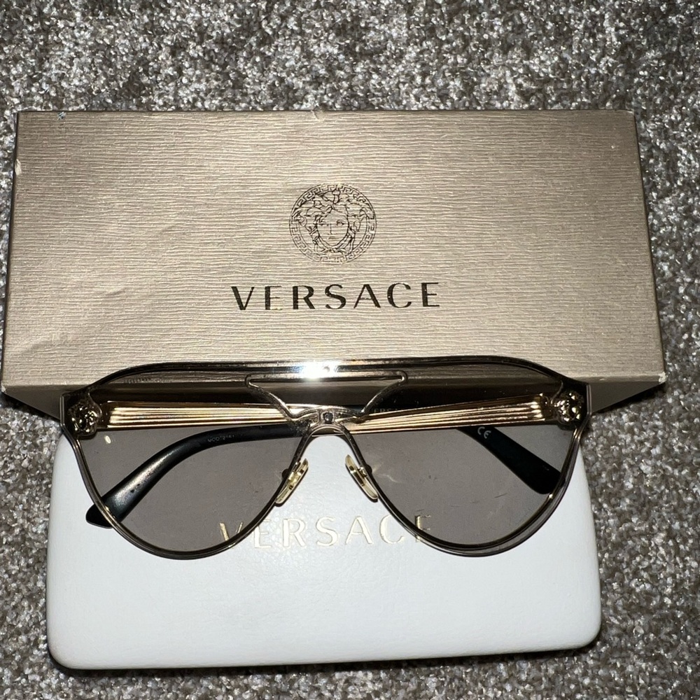 Gold Versace glam aviator sunglasses